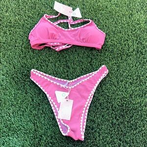 Women’s redish  Triangle Trim Two-Piece Bikini Set